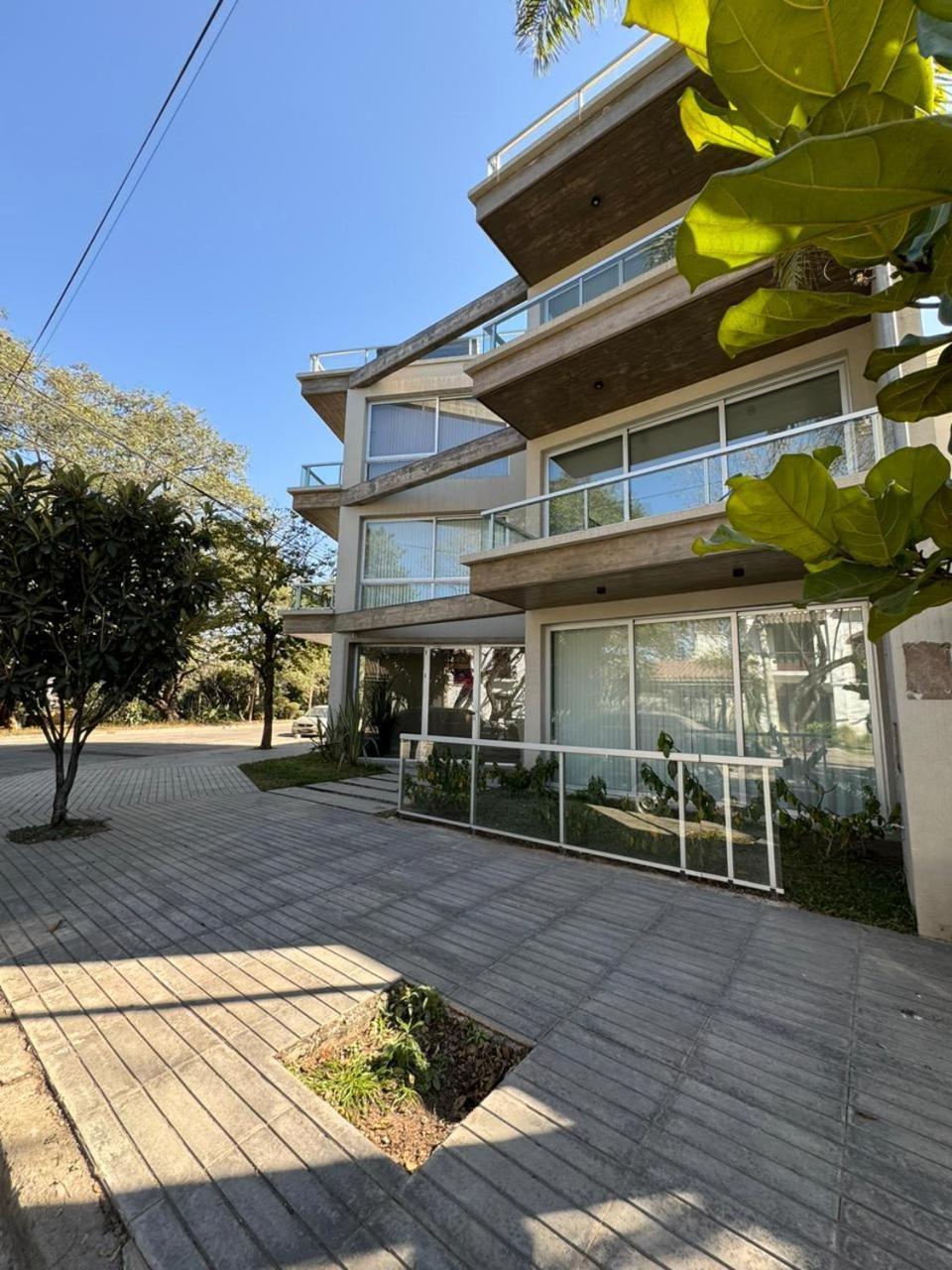 Ayres De Nieva 2 Apartment *